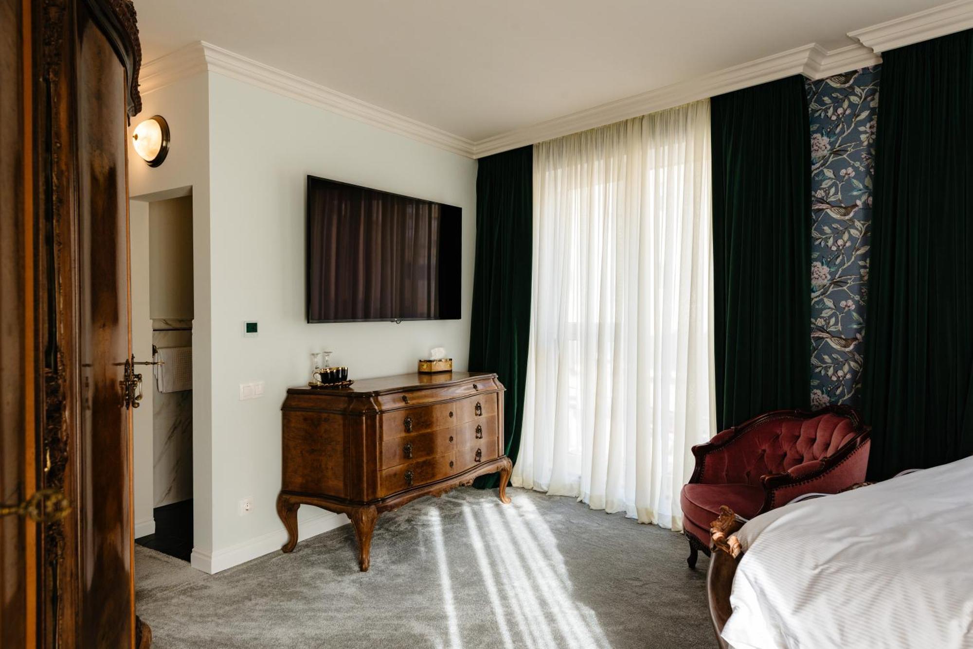 Ateneea Luxury Rooms Cluj-Napoca Extérieur photo